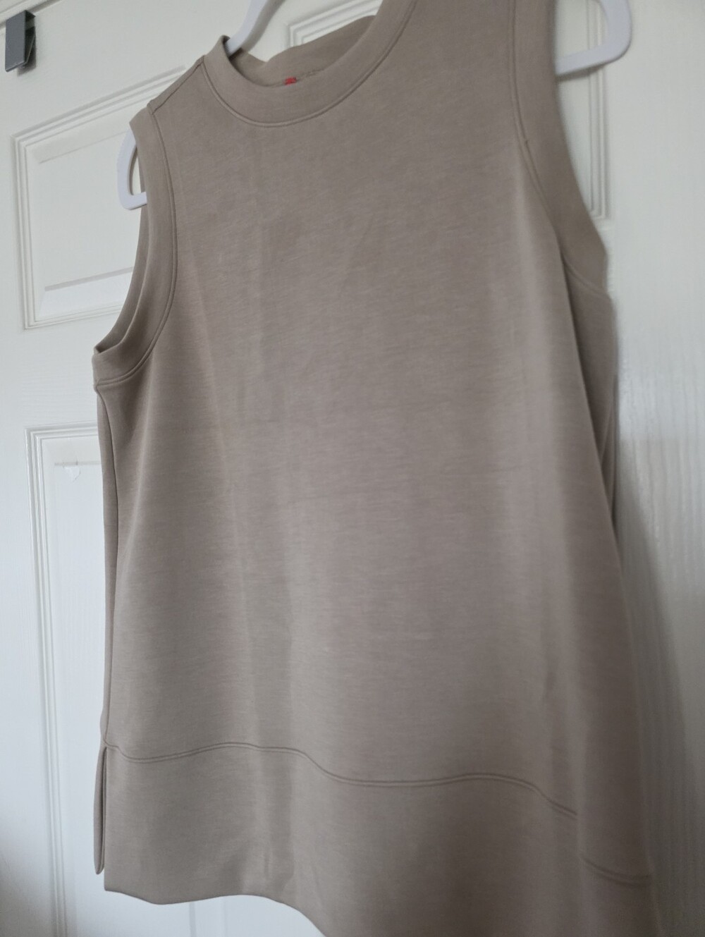 Spanx AirEssentials Crewneck Sleeveless Tank Beige Size XL